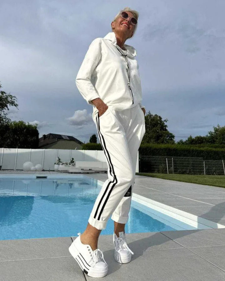 Eugénie | Two-Piece Hooded Relaxation Set