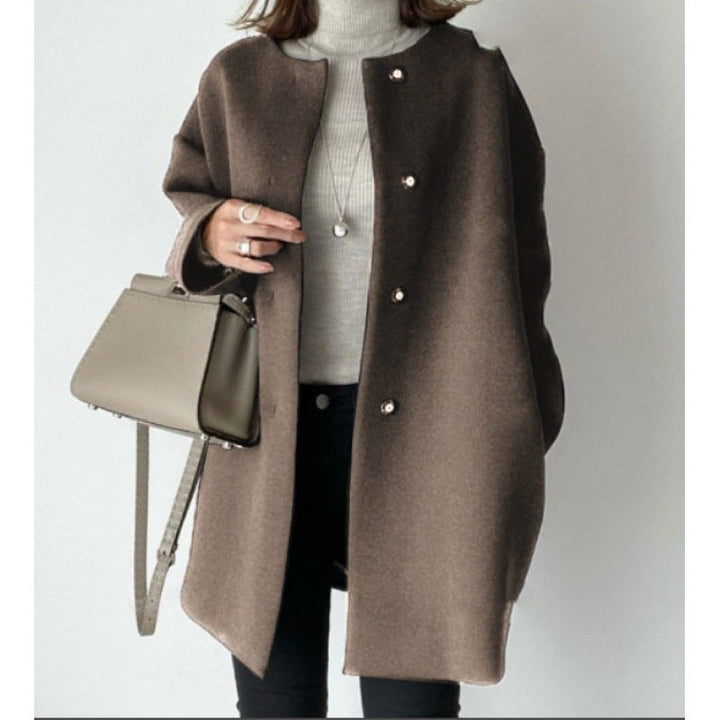 Amalia – Elegant Straight Coat
