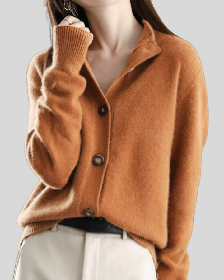 Élise – Retro Cashmere Cardigan