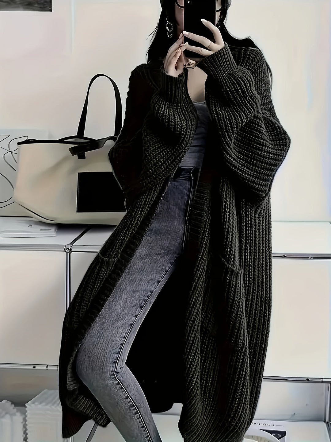 Élise – Long and Elegant Cardigan