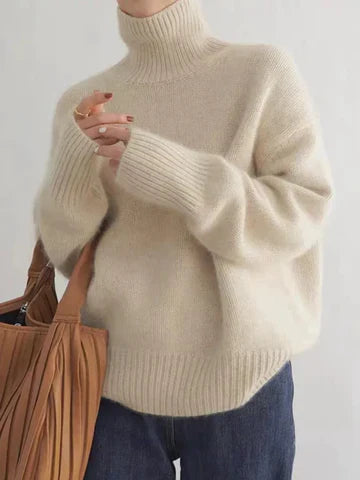 Élise – Elegant Cashmere Turtleneck Sweater
