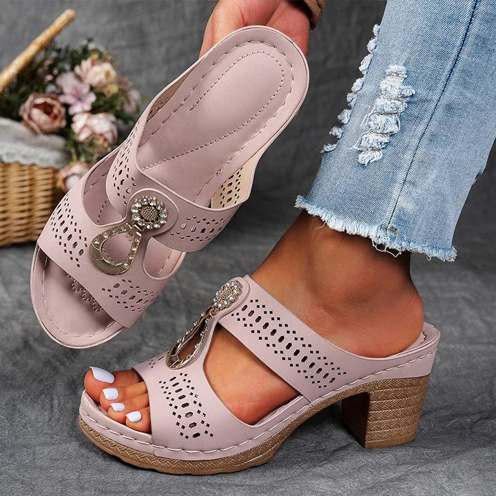 Ally™ | Chic and comfortable orthopaedic sandals