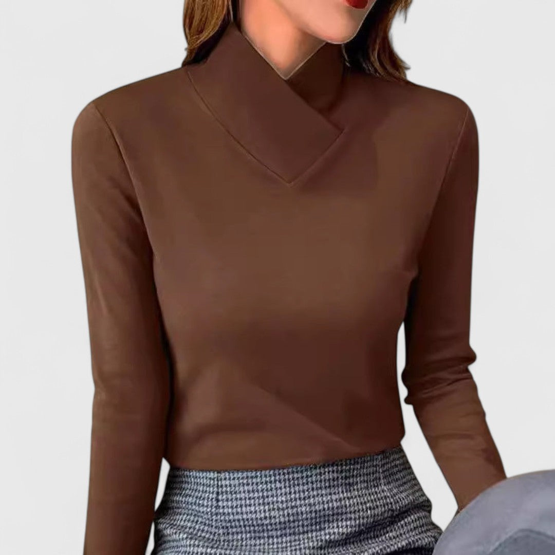 Elise – Chic Turtleneck Sweater