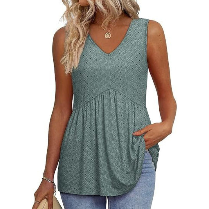 Molly™ – Airy Sleeveless Everyday Blouse