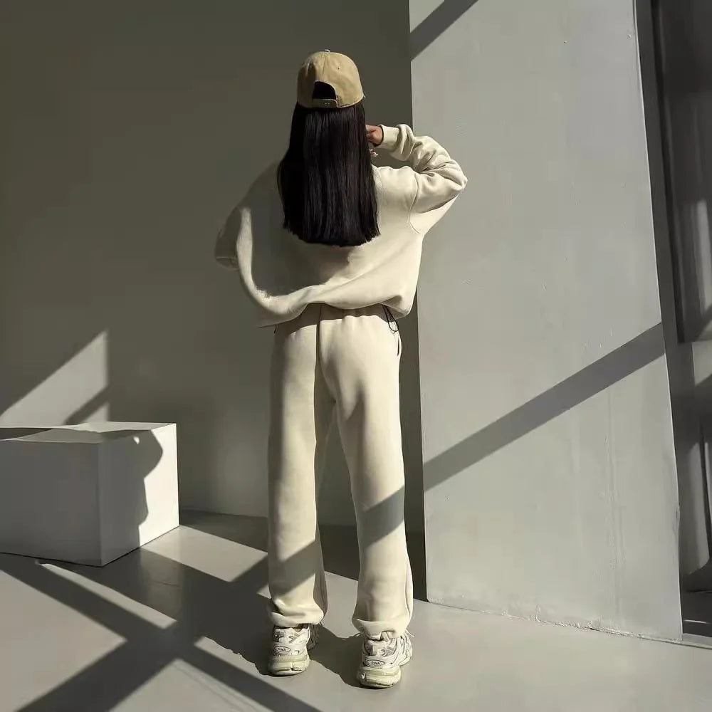 Senna | Sporty Lounge Set with Zipper Collar