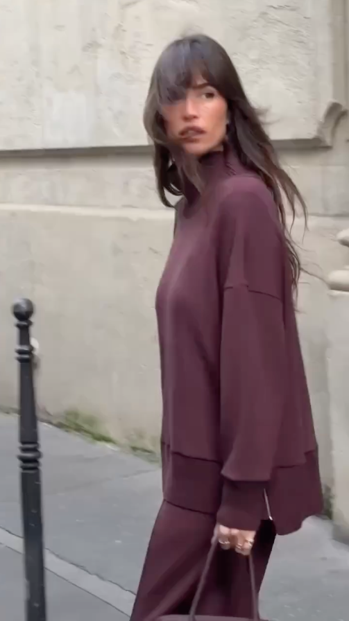 Jessy – Elegant and Harmonious Knit Set