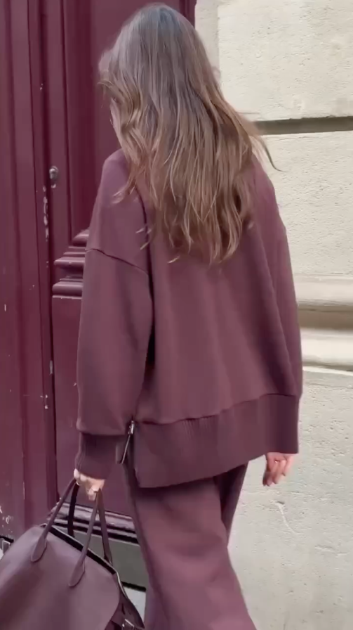 Jessy – Elegant and Harmonious Knit Set