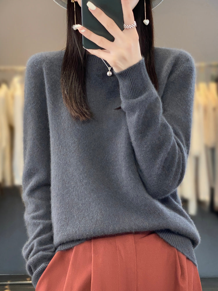 Léa – Soft and Refined Sweater