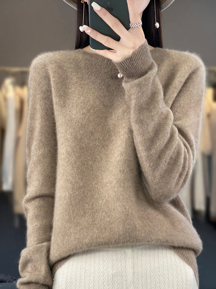 Léa – Soft and Refined Sweater