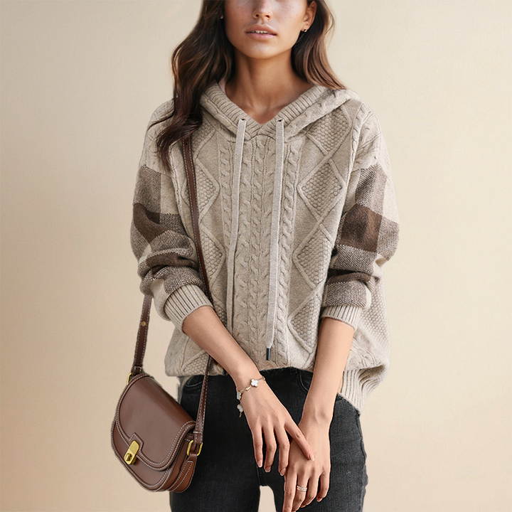 Elise – Elegant Knitted Hoodie